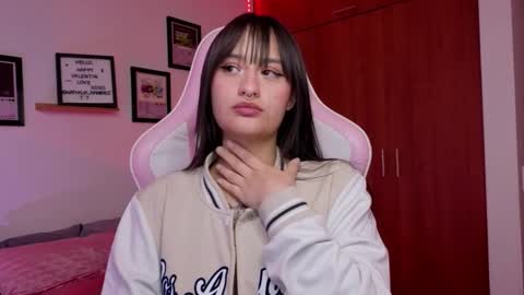 Snapshot of nathalia_ramirez_ chatting on 02/15/26, 08:02 Nathalia Ramirez online show from 02/15/26, 08:02