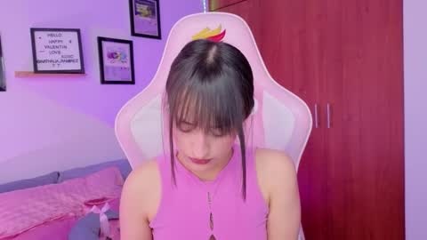 Snapshot of nathalia_ramirez_ chatting on 02/18/26, 04:41 Nathalia Ramirez online show from 02/18/26, 04:41