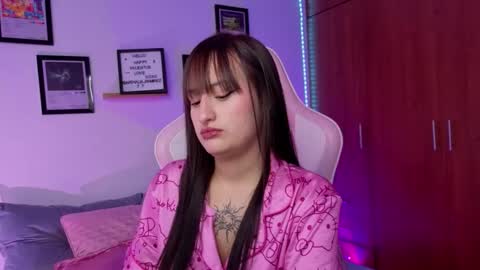 Snapshot of nathalia_ramirez_ chatting on 02/19/26, 07:04 Nathalia Ramirez online show from 02/19/26, 07:04