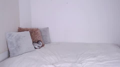 Nathalia    online show from 03/05/25, 05:29