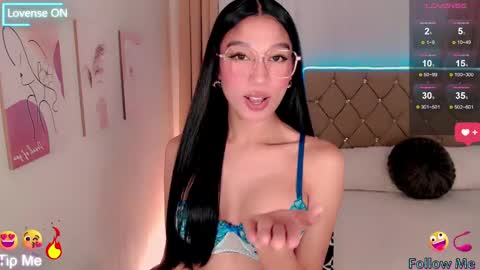   please follow me guyss online show from 03/05/25, 04:57