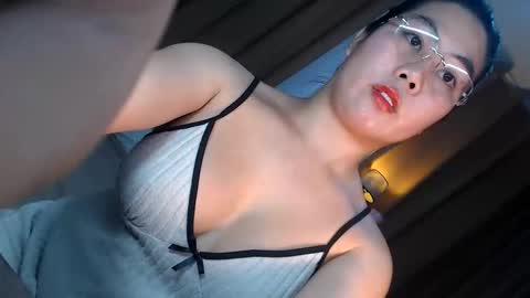 Queen Marga online show from 06/01/26, 02:02