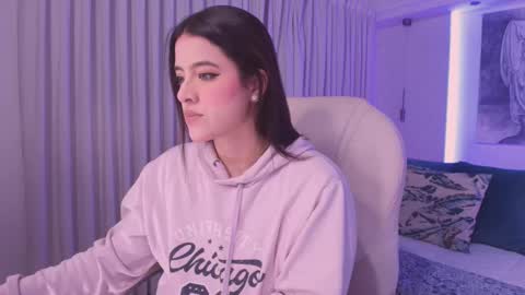 NATHALIE online show from 09/25/25, 11:03