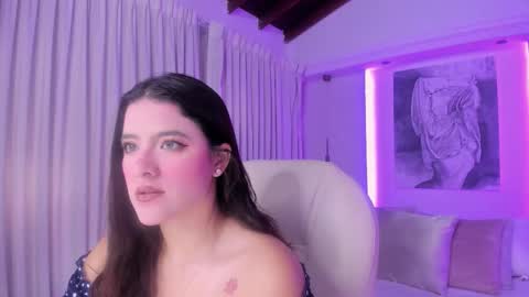 NATHALIE online show from 10/20/25, 11:10