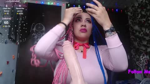 Nathalie online show from 01/30/25, 07:59