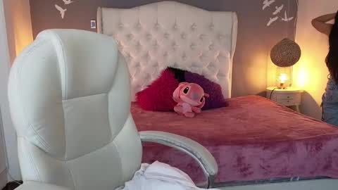 Snapshot of nathaly_blue chatting on 12/03/24, 07:33 nathaly_blue online show from 12/03/24, 07:33