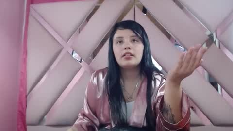 Snapshot of nathaly_low chatting on 02/22/25, 07:45 nathaly low online show from 02/22/25, 07:45