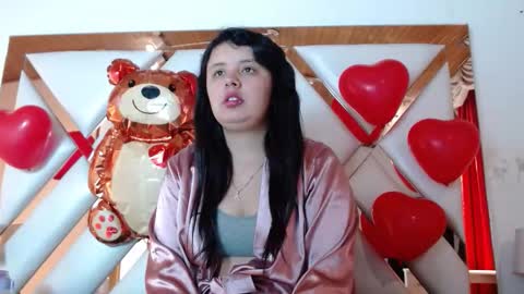 nathaly low online show from 02/19/26, 01:29