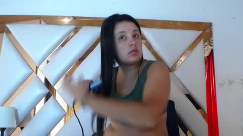 nathaly low online show from 03/31/26, 12:16