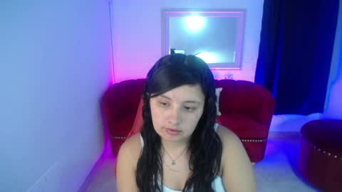 nathaly low online show from 07/09/26, 12:31