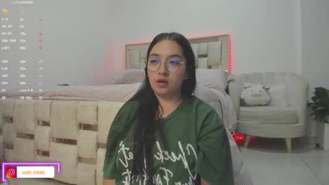 Snapshot of nathaly_star04 chatting on 02/10/25, 05:36 online show from 02/10/25, 05:36