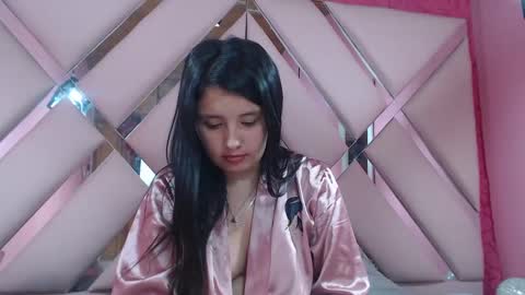 Snapshot of nathaly_sweet23 chatting on 01/31/25, 09:37 Nathaly sweet online show from 01/31/25, 09:37