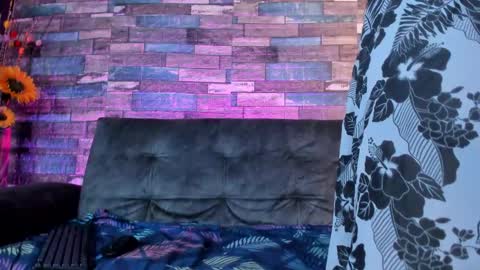 nathaly online show from 04/22/26, 11:45