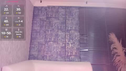 Snapshot of nathalyleen chatting on 11/05/25, 08:42 online show from 11/05/25, 08:42