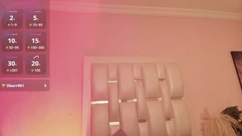 Snapshot of nathalyleen chatting on 11/25/25, 09:09 online show from 11/25/25, 09:09