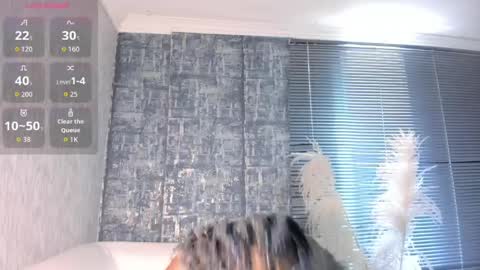 Snapshot of nathalyleen chatting on 05/24/26, 08:47 online show from 05/24/26, 08:47