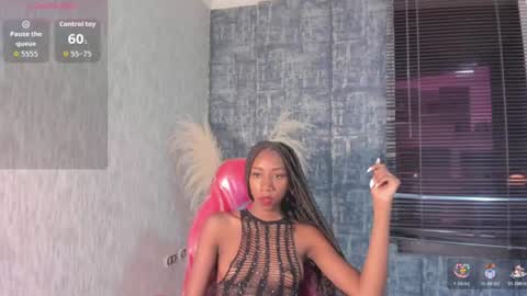 Snapshot of nathalyleen chatting on 07/08/26, 08:35 online show from 07/08/26, 08:35
