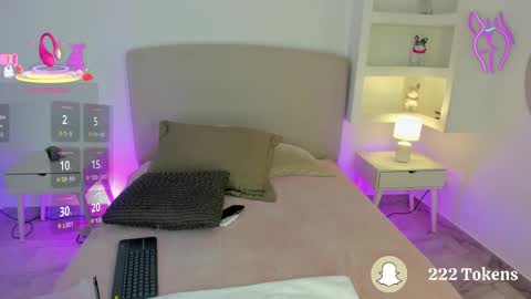 Snapshot of nathalyn05 chatting on 09/16/25, 10:38 NATHALY online show from 09/16/25, 10:38