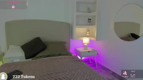 Snapshot of nathalyn05 chatting on 11/12/25, 10:37 NATHALY online show from 11/12/25, 10:37