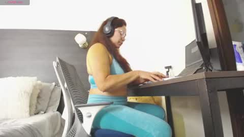 Snapshot of nathalyrae41 chatting on 07/03/26, 02:45 nathalyrae41 online show from 07/03/26, 02:45