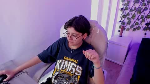 Snapshot of nathalyy_ds chatting on 10/25/25, 08:25 nathalyy_ds online show from 10/25/25, 08:25