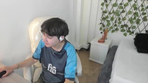 Snapshot of nathalyy_ds chatting on 11/27/25, 11:56 nathalyy_ds online show from 11/27/25, 11:56