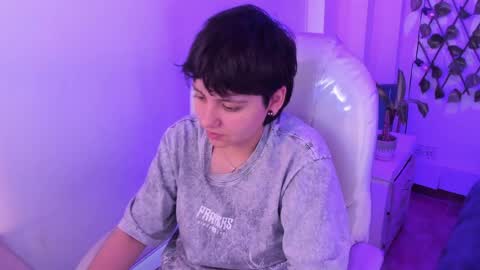 nathalyy_ds online show from 04/07/26, 09:04