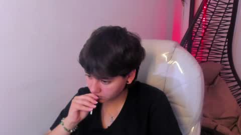 nathalyy_ds online show from 04/24/26, 05:04