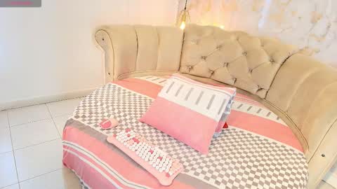 Snapshot of nathamiller chatting on 09/20/25, 07:15 Natha online show from 09/20/25, 07:15