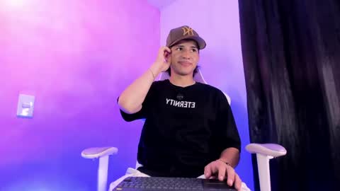 Snapshot of nathan__ferrara chatting on 05/25/26, 12:22 online show from 05/25/26, 12:22