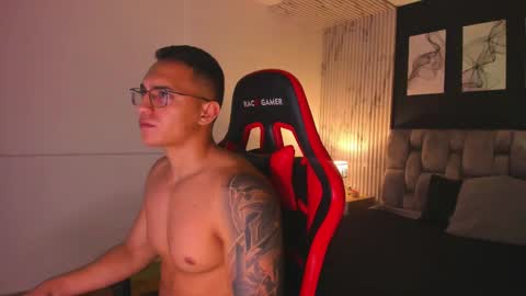 Snapshot of nathan_gross chatting on 02/18/25, 04:58 nathan_gross online show from 02/18/25, 04:58