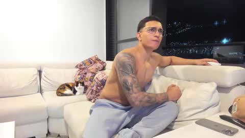 Snapshot of nathan_gross chatting on 02/04/26, 01:33 nathan_gross online show from 02/04/26, 01:33