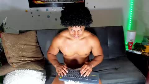 Snapshot of nathan_sexy247 chatting on 06/05/26, 03:18 Nathan online show from 06/05/26, 03:18