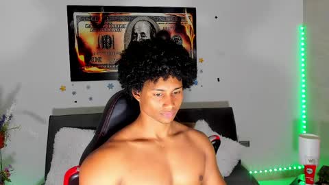 Snapshot of nathan_sexy247 chatting on 06/09/26, 12:44 Nathan online show from 06/09/26, 12:44