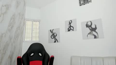 Snapshot of nathan_shimmer chatting on 09/16/25, 09:27 nathan_shimmer online show from 09/16/25, 09:27