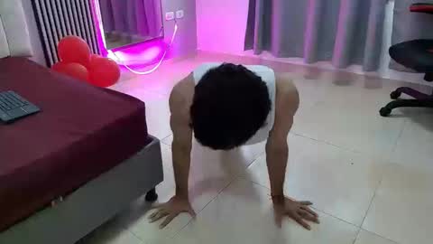 Snapshot of nathan_shimmer chatting on 09/22/25, 10:01 nathan_shimmer online show from 09/22/25, 10:01