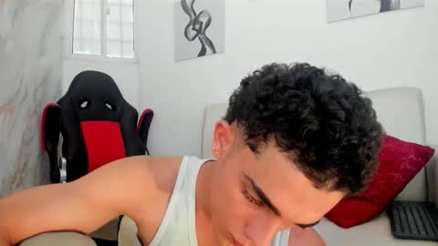 Snapshot of nathan_shimmer chatting on 10/12/25, 09:25 nathan_shimmer online show from 10/12/25, 09:25