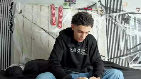 Snapshot of nathan_shimmer chatting on 10/26/25, 11:49 nathan_shimmer online show from 10/26/25, 11:49