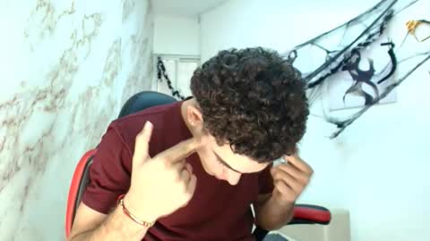 Snapshot of nathan_shimmer chatting on 10/29/25, 12:29 nathan_shimmer online show from 10/29/25, 12:29