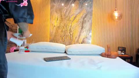 nathassa online show from 02/21/25, 02:38