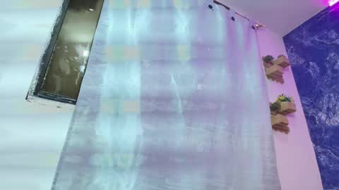 nati_fresh online show from 12/04/25, 07:44