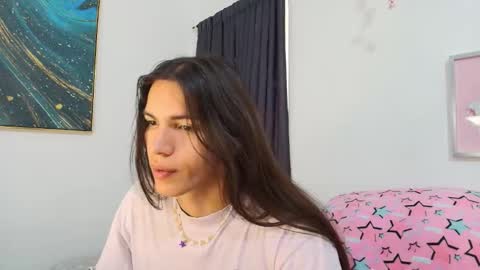 Snapshot of nati_sm chatting on 12/18/25, 03:29 Nati online show from 12/18/25, 03:29