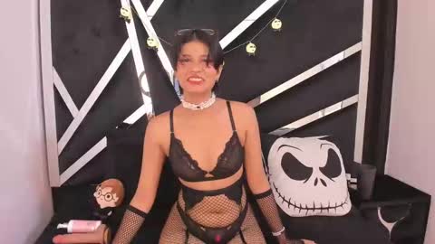 natsumiht online show from 10/24/25, 05:26