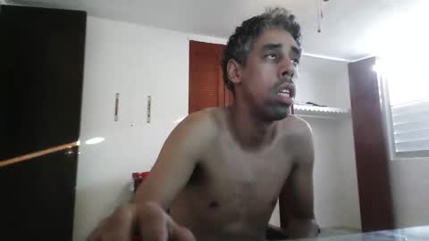 Jose online show from 10/14/25, 11:33