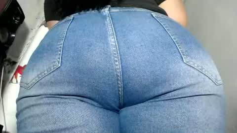 Snapshot of nattasha_foxx chatting on 06/30/26, 01:06 natalia online show from 06/30/26, 01:06