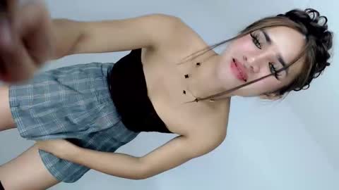 Nathalie smith online show from 04/22/26, 02:58