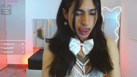 Snapshot of nattrose_tay chatting on 02/10/25, 01:46 NATT ROSE online show from 02/10/25, 01:46