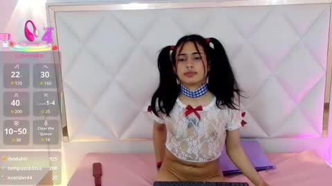 Snapshot of nattrose_tay chatting on 02/27/25, 02:43 NATT ROSE online show from 02/27/25, 02:43