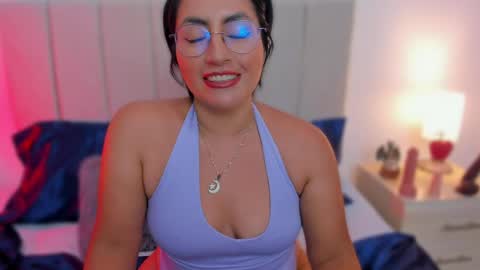 Nathalie online show from 04/15/26, 08:31