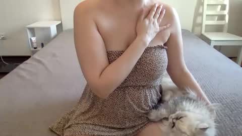 Snapshot of natural_beauty201 chatting on 02/24/25, 08:17 Penelopa369 online show from 02/24/25, 08:17